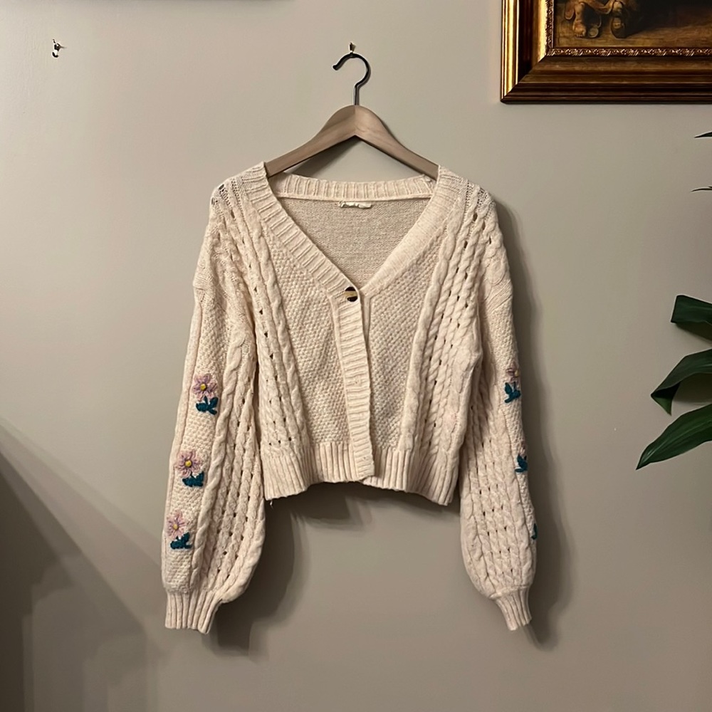 Altar’d State Embroidered Sweater Light Pink - M